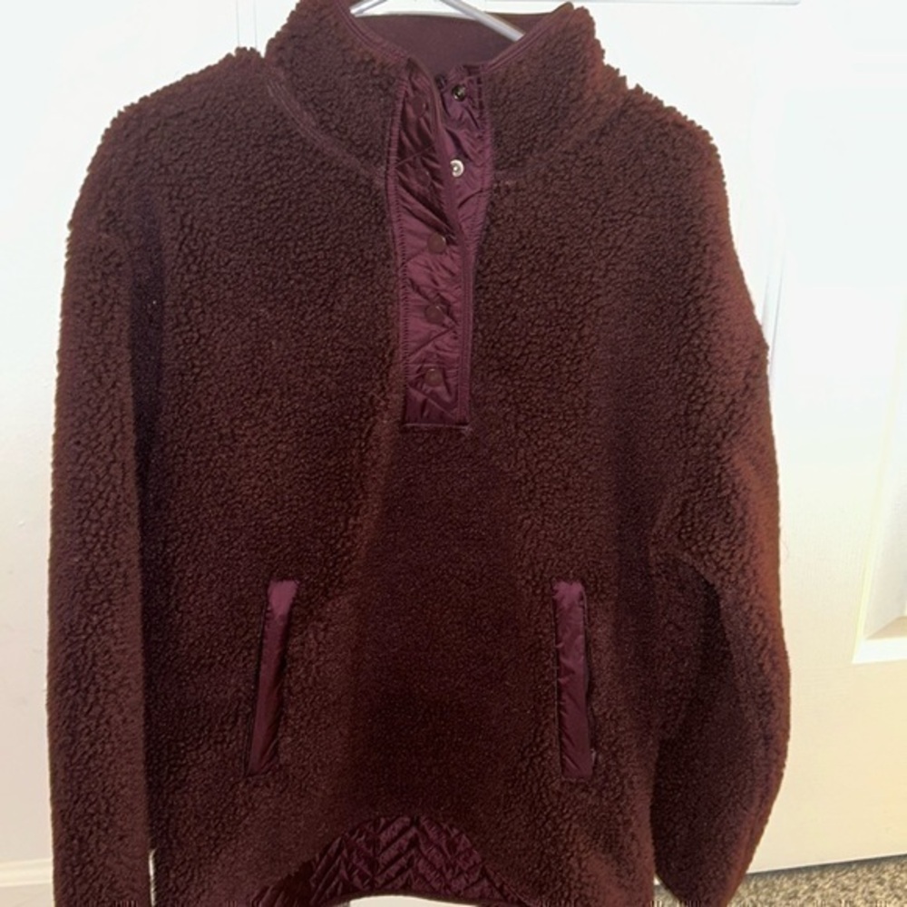⭐️HP⭐️ Athleta Cozy Oversized Sherpa